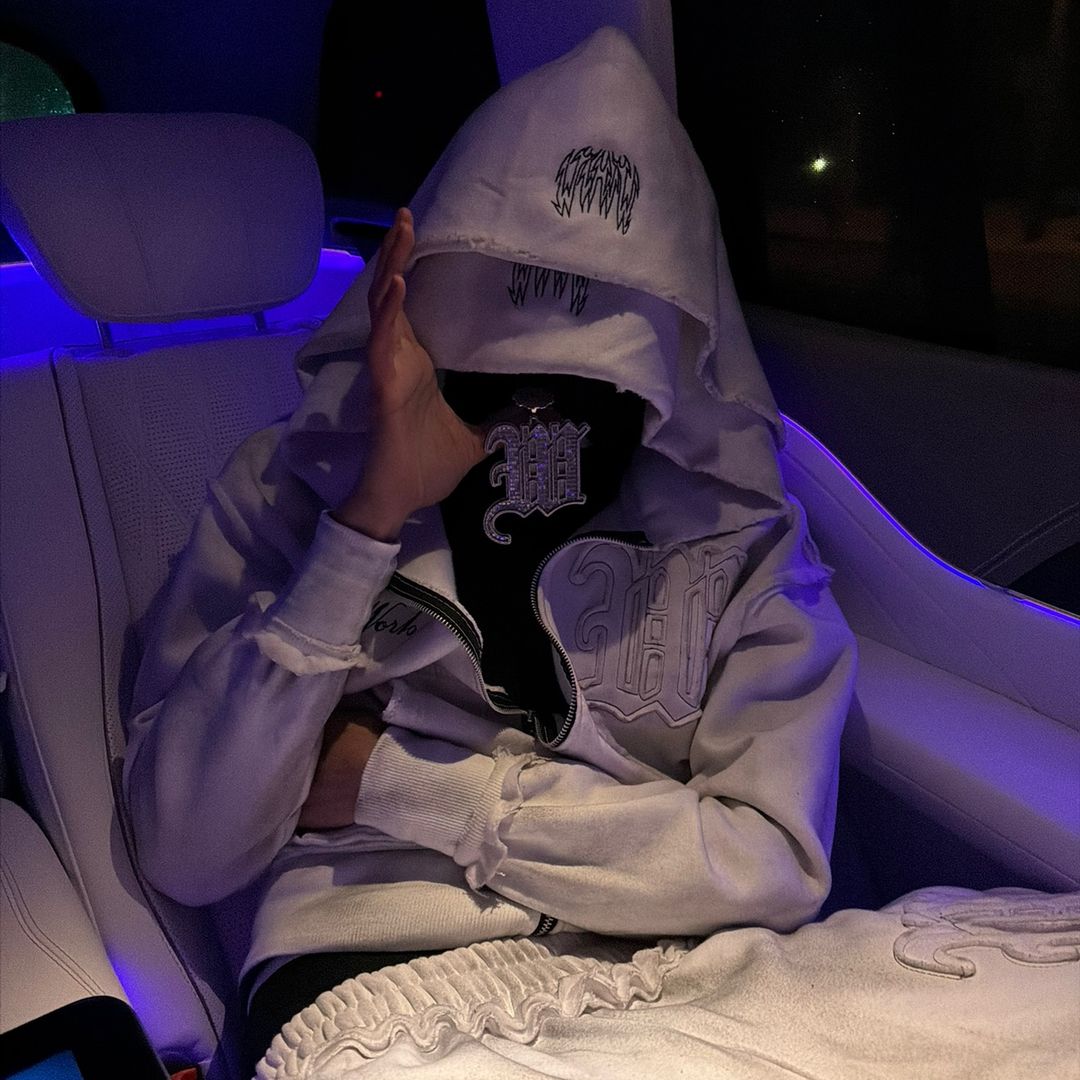 SWEATSUIT