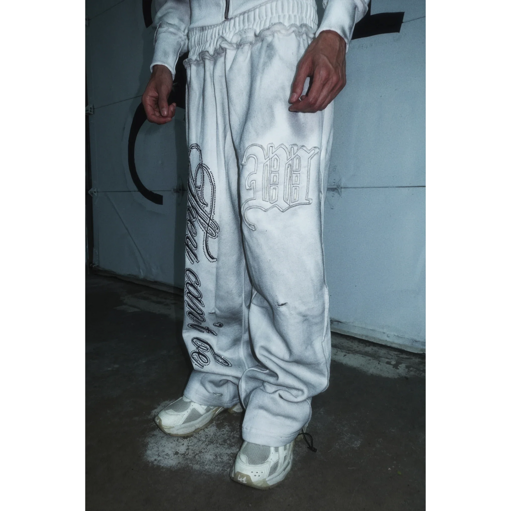 "DIRTY SNOW" CRYSTALIZED SWEATSUIT