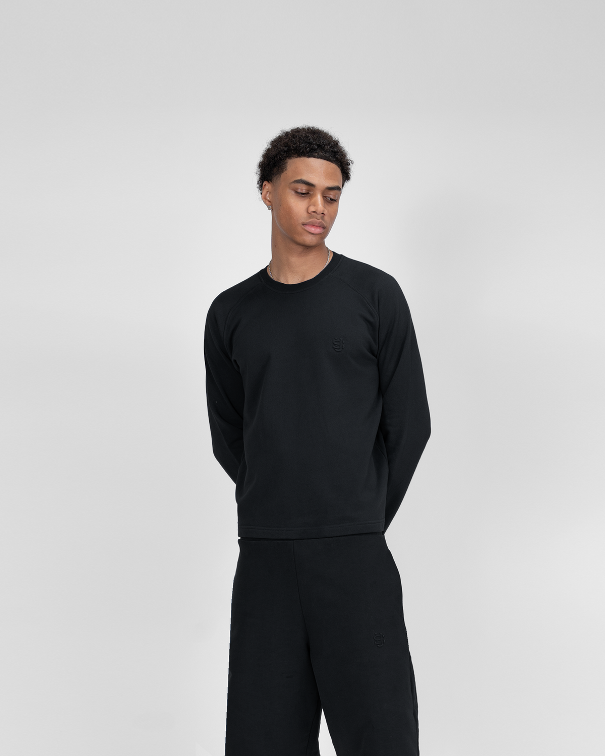 SU LONGSLEEVE - BLACK
