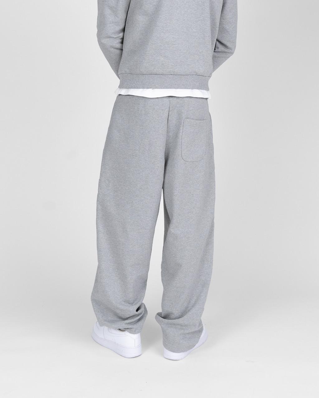 SU BASIC JOGGER - GREY