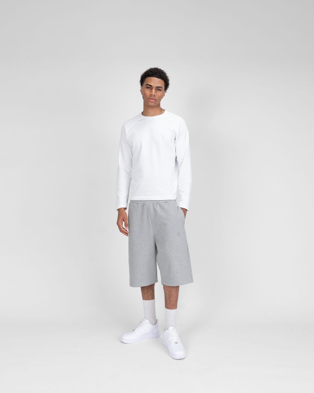 SU LONGSLEEVE - WHITE