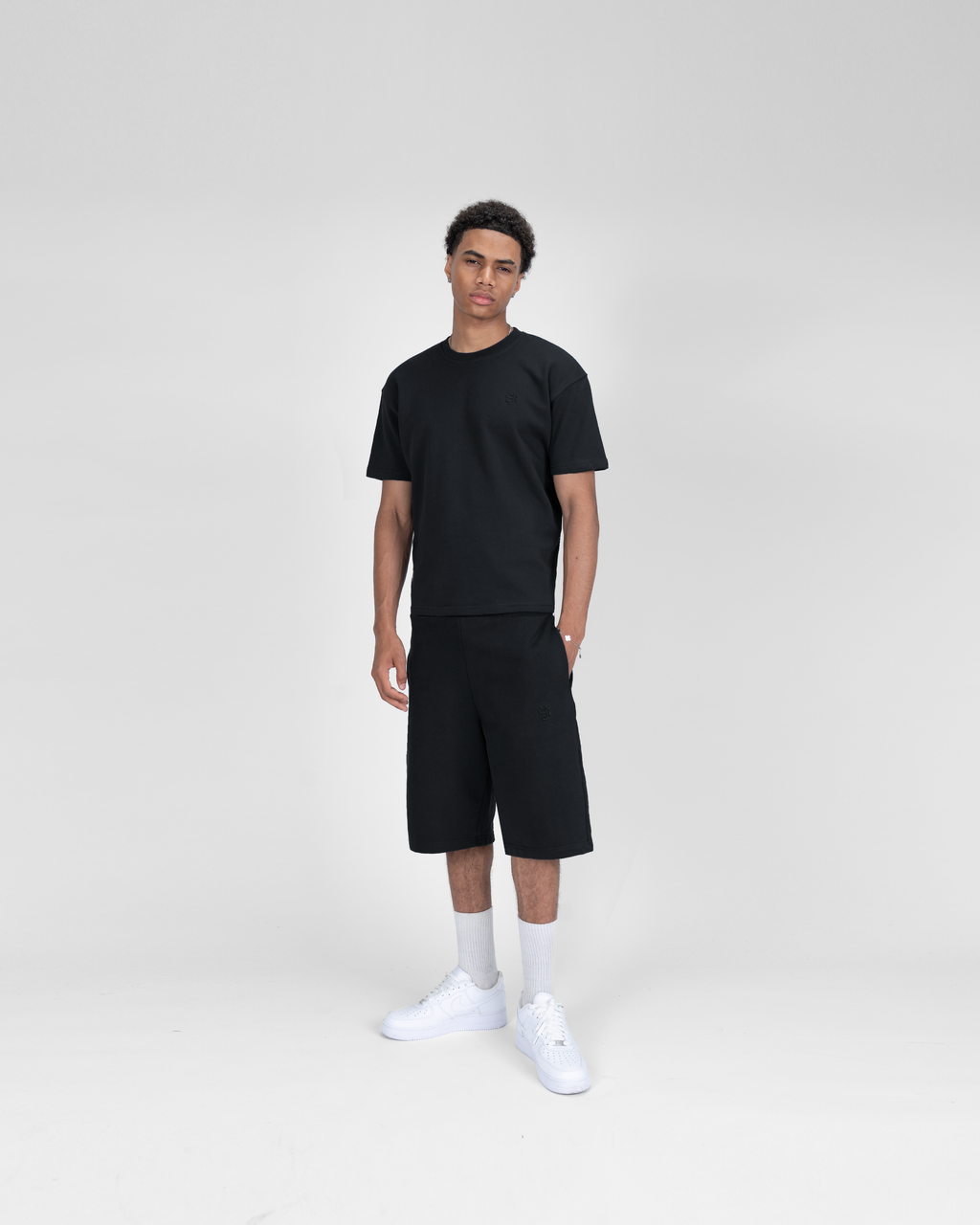 SU REGULAR T-SHIRT - BLACK